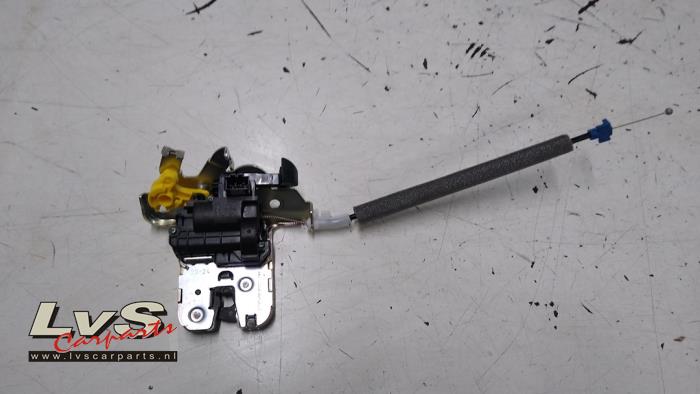 Skoda Octavia Tailgate lock mechanism