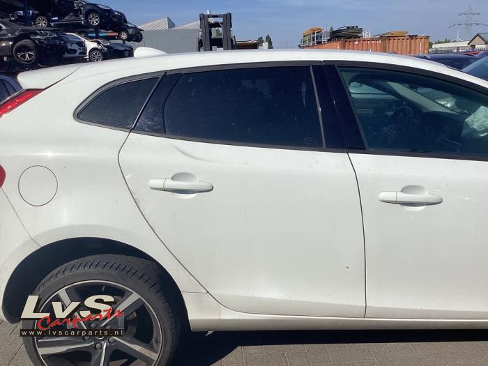 Volvo V40 Rear door 4-door, right