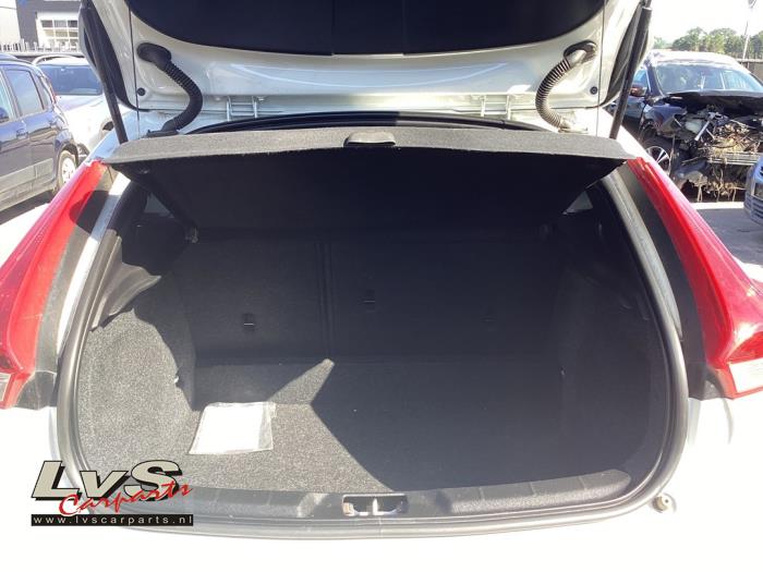 Volvo V40 Parcel shelf
