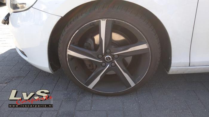 Volvo V40 Set of wheels + tyres