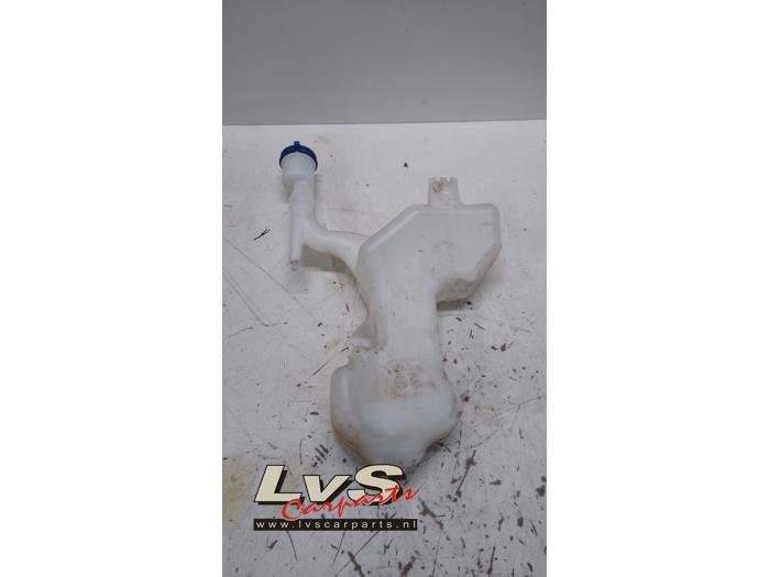 Ford Fiesta Front windscreen washer reservoir