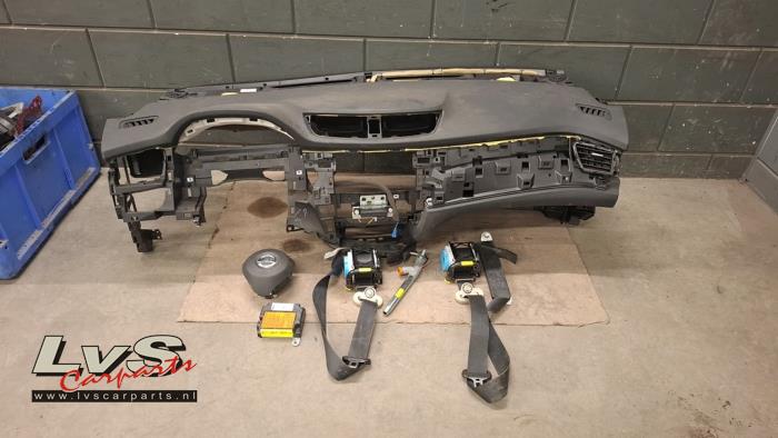 Nissan X-Trail Airbag set + dashboard