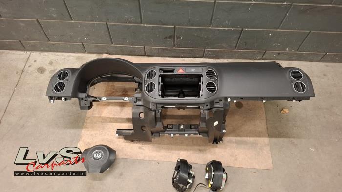Volkswagen Golf Plus Kit airbag + tableau de bord