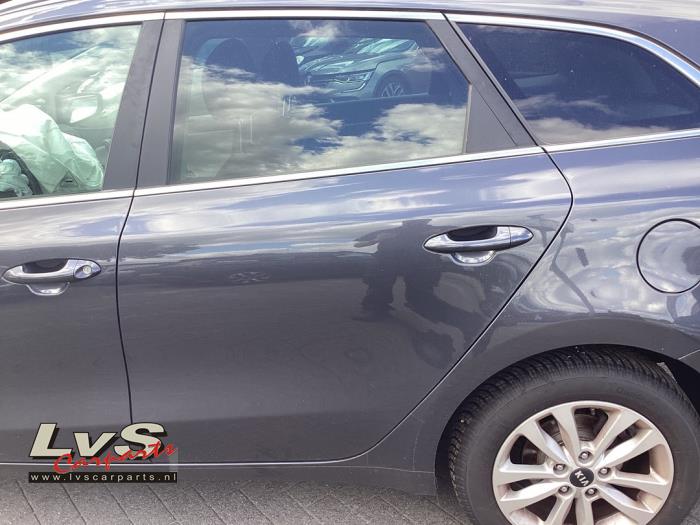 Kia Ceed Rear door 4-door, left