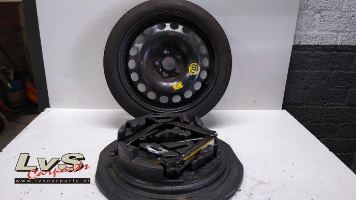 Opel Meriva Kit de cric + Roue de secours