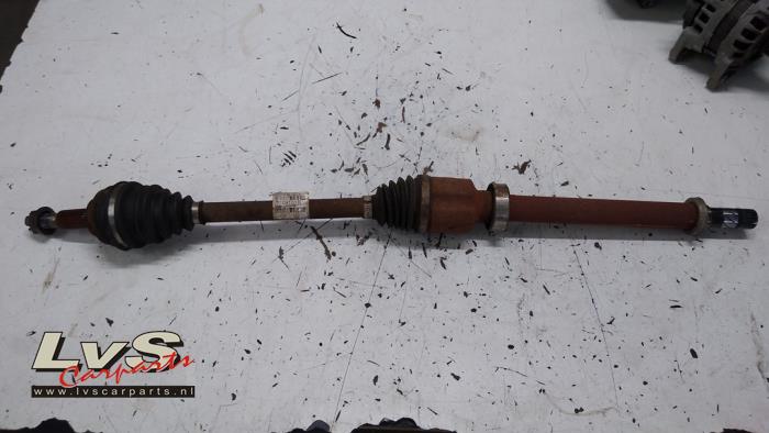 Renault Clio Arbre de transmission avant droit