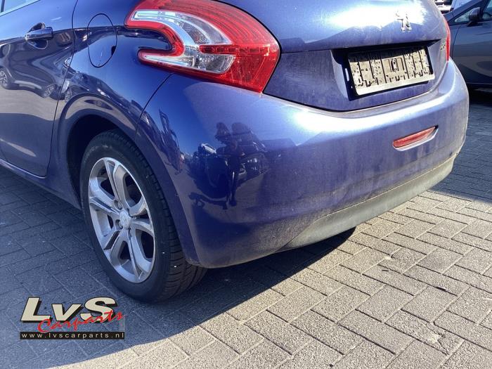 Peugeot 208 Pare-chocs arrière