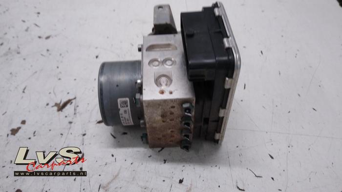 Mercedes C-Klasse ABS Pumpe