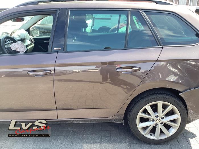 Skoda Fabia Portier 4Deurs links-achter