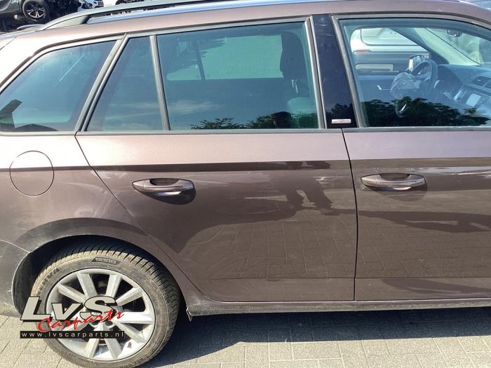 Skoda Fabia Portier 4Deurs rechts-achter