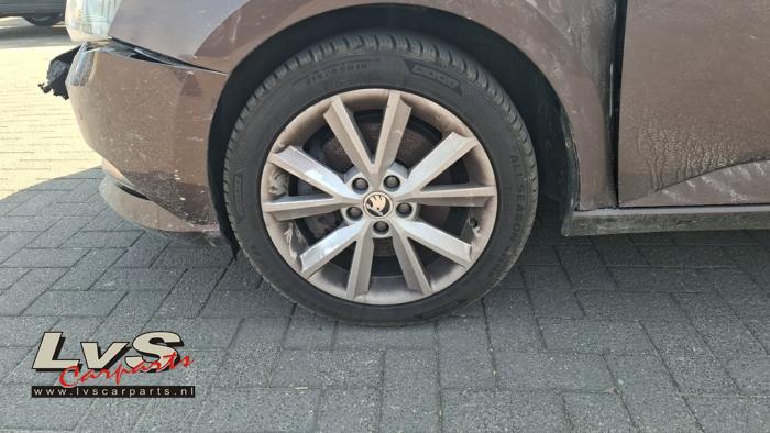 Skoda Fabia Velgen set + banden