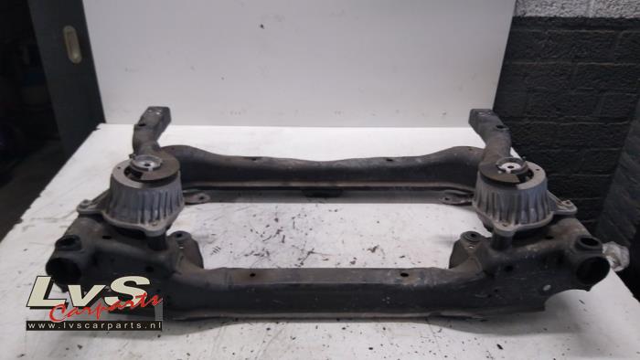 Mercedes C-Klasse Subframe