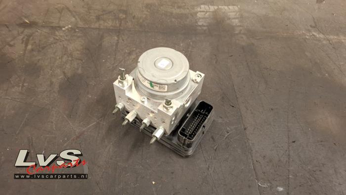 Mazda 2 ABS Pomp