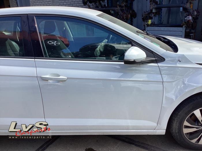 Volkswagen Polo Portière 4portes avant droite