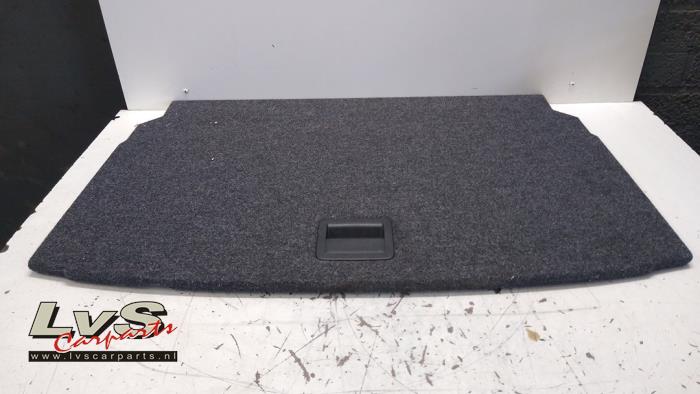 Volkswagen Polo Plaque sol coffre