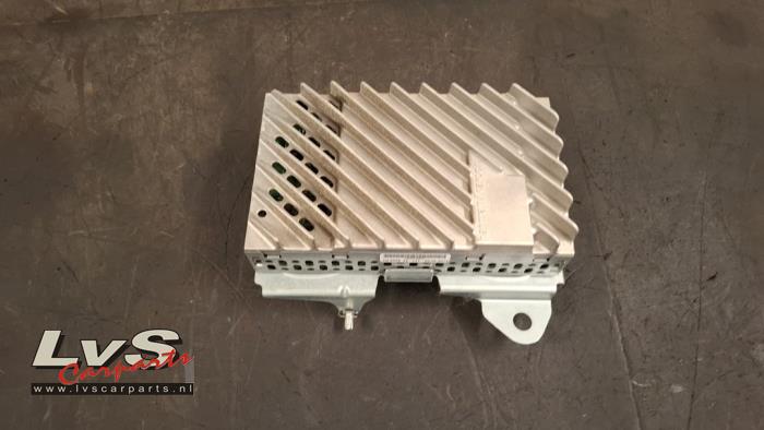 Mini Clubman Radio versterker