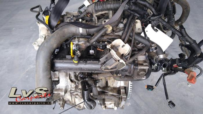 Nissan Pulsar Motor