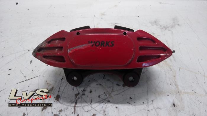 Mini Clubman Remklauw (Tang) links-voor