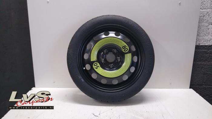 Volkswagen Golf Space-saver spare wheel
