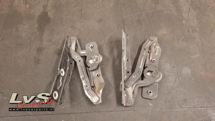 Ford Transit Connect Bonnet Hinge