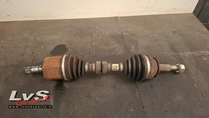 Nissan Qashqai Front drive shaft, left
