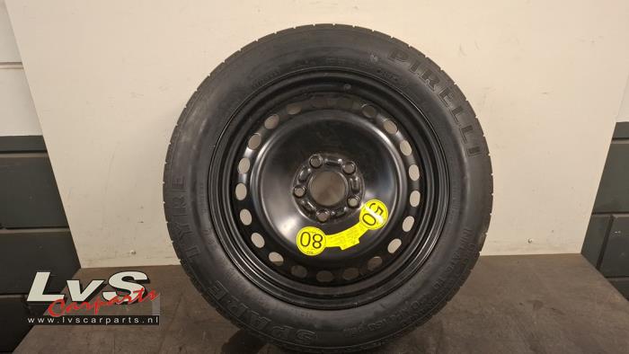 Ford Focus Space-saver spare wheel