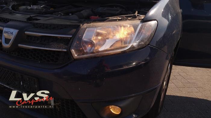 Dacia Logan Phare gauche