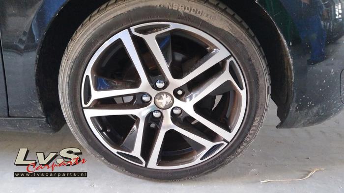 Peugeot 308 Kit jantes + pneumatiques