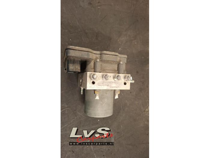Renault Clio ABS pump
