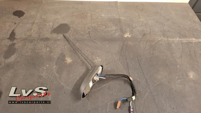 Opel Crossland X Antenna
