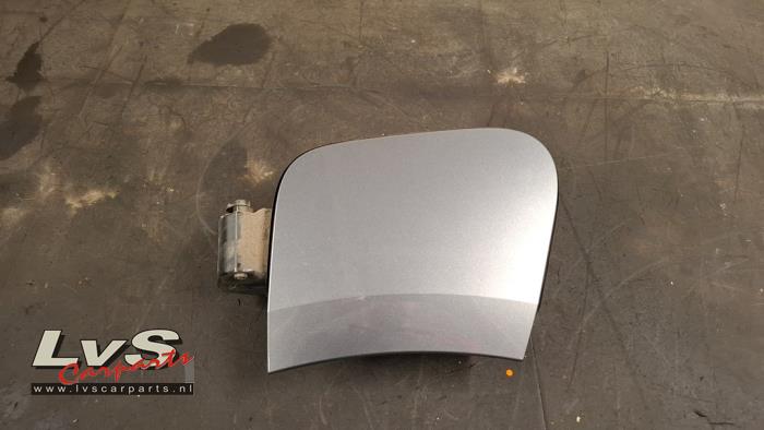 Opel Crossland X Tank cap cover