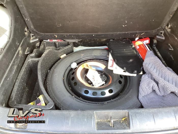 Jeep Renegade Space-saver spare wheel