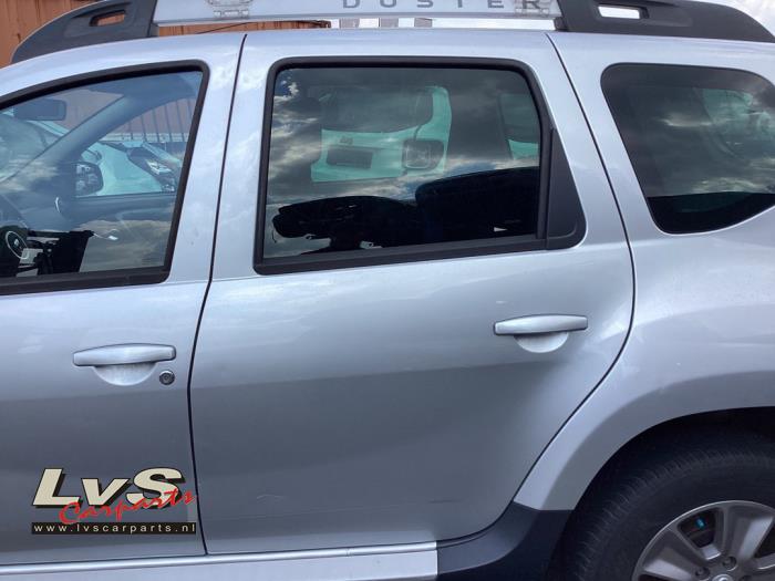 Dacia Duster Portier 4Deurs links-achter