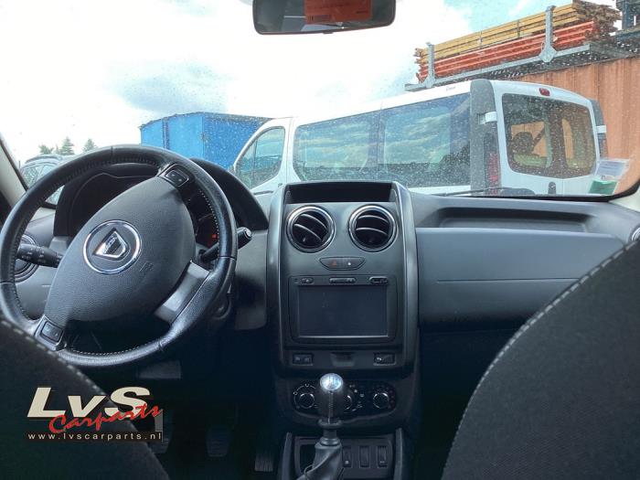 Dacia Duster Airbag set + dashboard