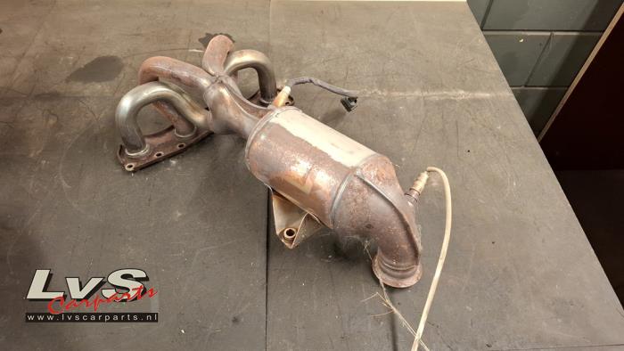 Peugeot 2008 Exhaust manifold + catalyst