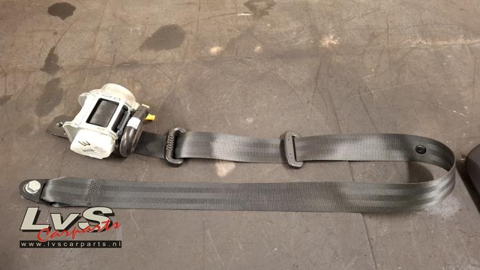 Iveco New Daily Gordelspanner links