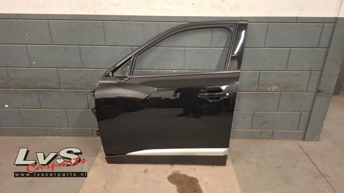 Peugeot 2008 Door 4-door, front left