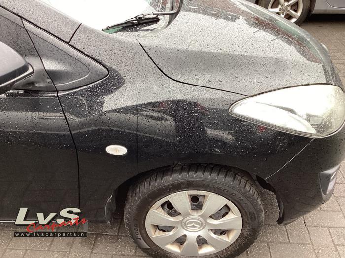 Mazda 2 Front wing, right