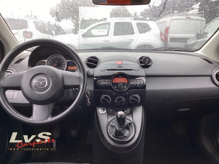 Mazda 2 Airbag set + dashboard