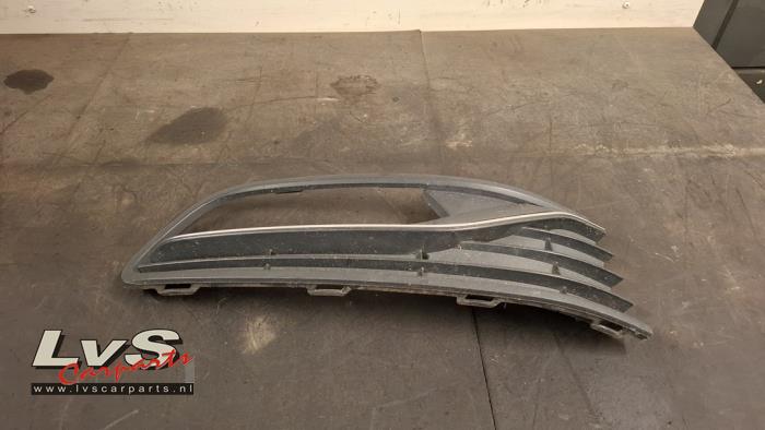 Volkswagen Polo Abdeckplatte Nebelscheinwerfer rechts