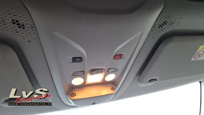 Citroen Berlingo Eclairage intérieur avant