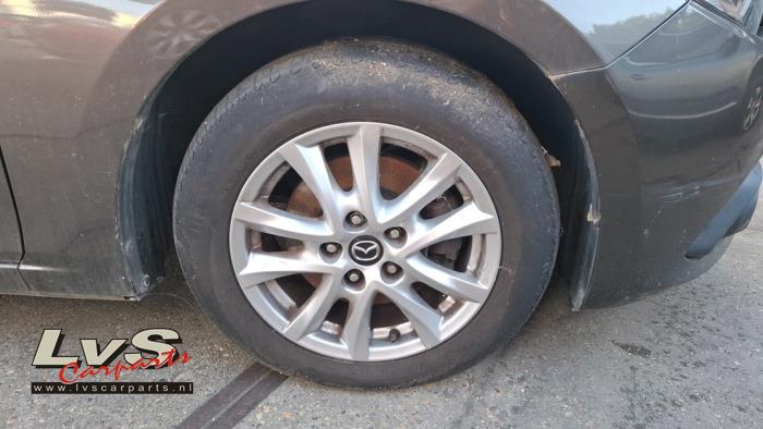 Mazda 3 Velgen set + banden