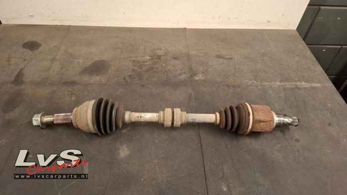 Nissan Pulsar Arbre de transmission avant gauche