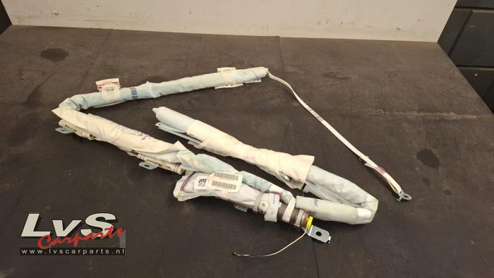 Nissan Pulsar Airbag Himmel links