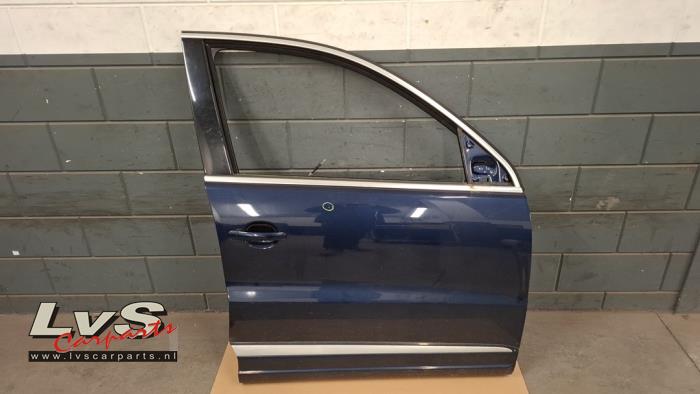Volkswagen Tiguan Portière 4portes avant droite
