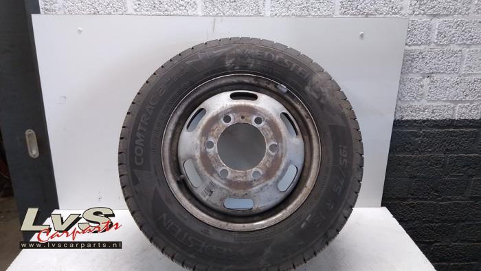 Iveco New Daily Velg + Band