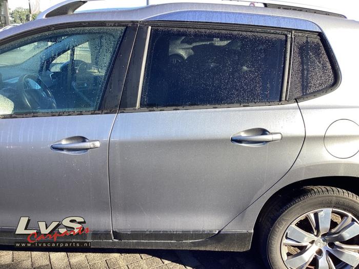 Peugeot 2008 Rear door 4-door, left