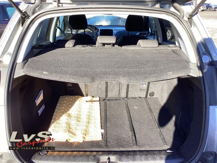 Peugeot 2008 Parcel shelf