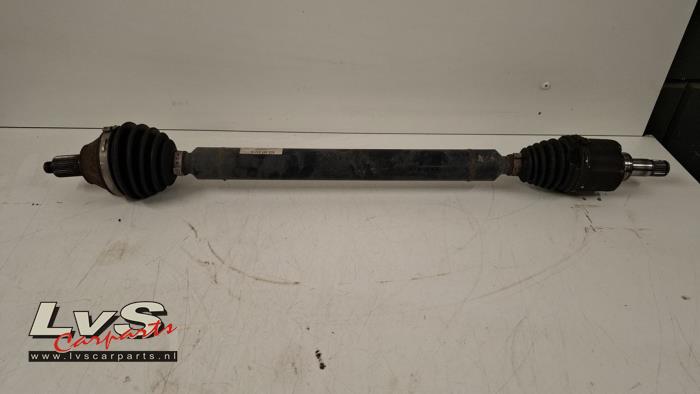 Volkswagen Polo Arbre de transmission avant droit