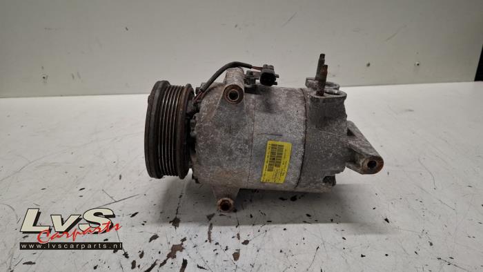 Ford Transit Custom Air conditioning pump
